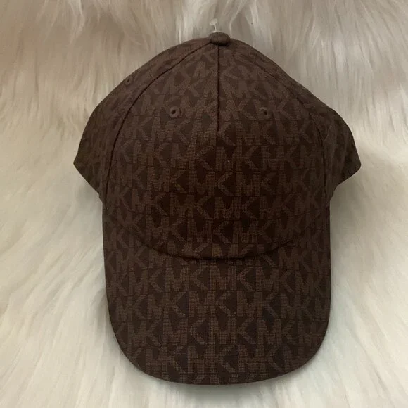 Michael Kors | Accessories | Michael Kors Signature Logo  display picture 3